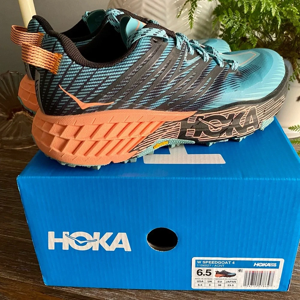 HOKA Speedgoat 4 Trail Running Walking Athletic Sneakers Shoes 6.5 Blue